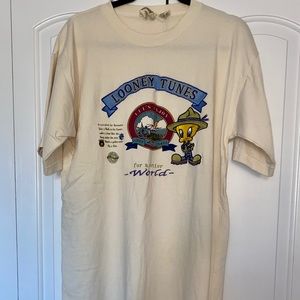 Looney Tunes Shirt